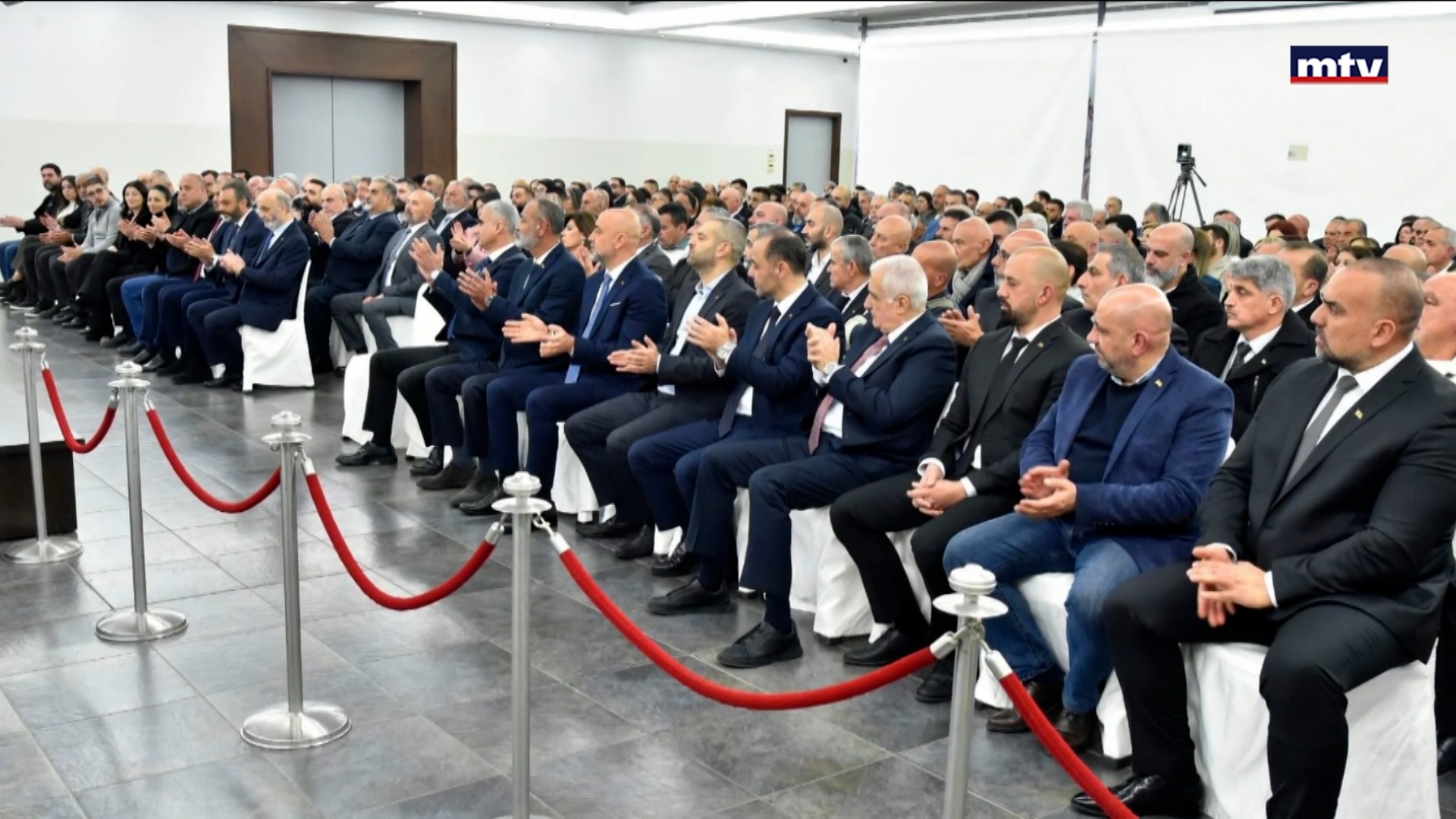 التطورات المحلية