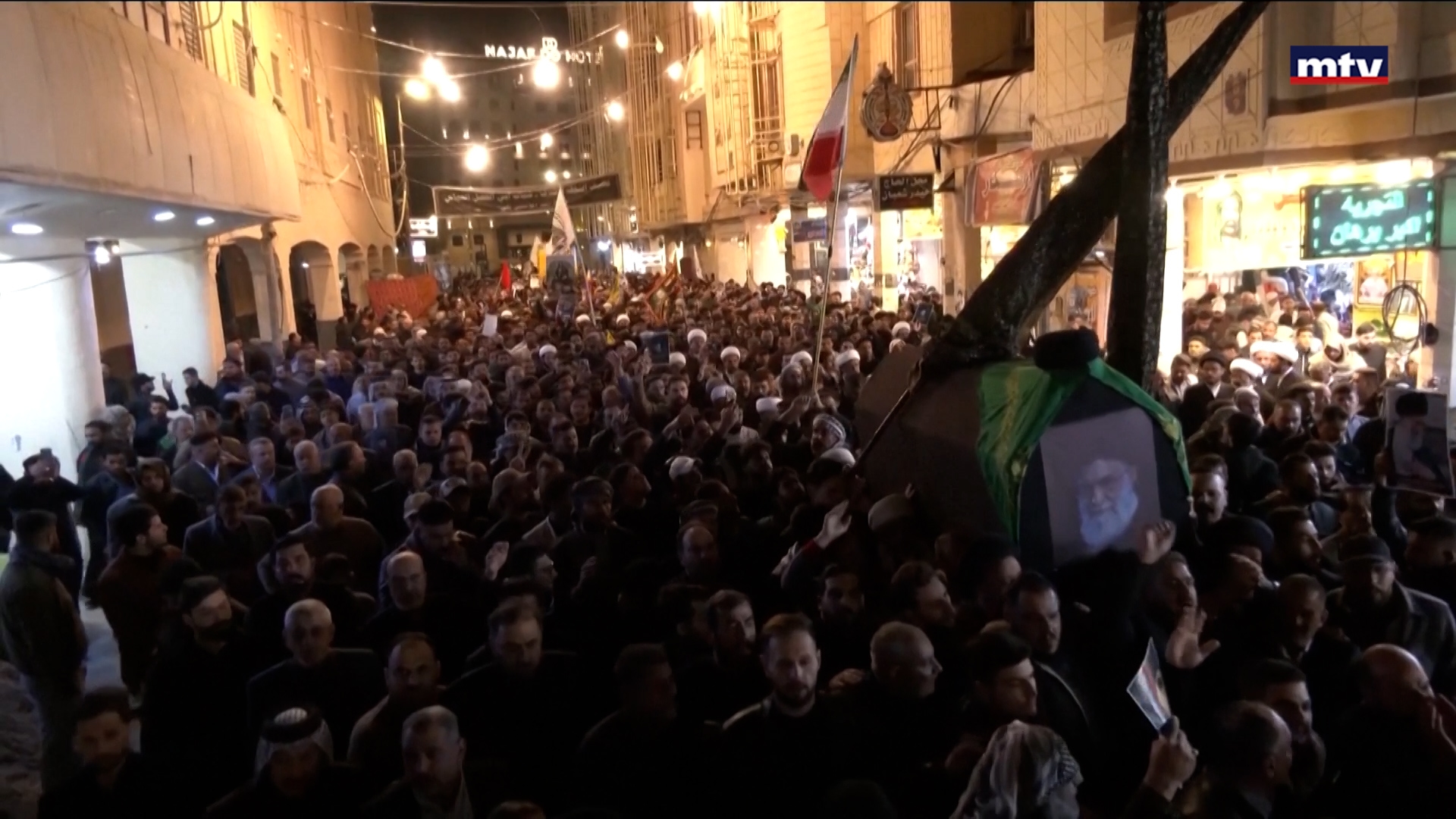 ايران تحت القصف