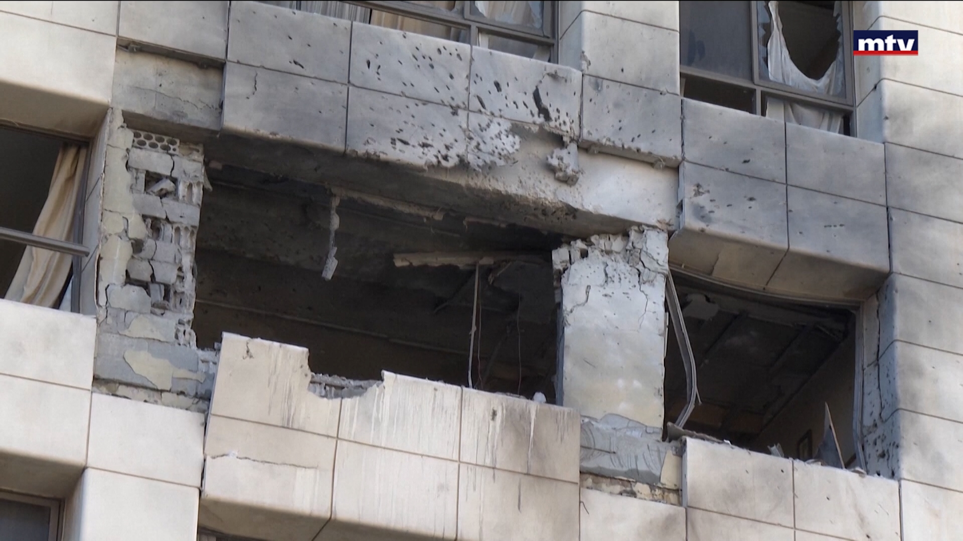 فيالق الحرس الثوري في الفنادق