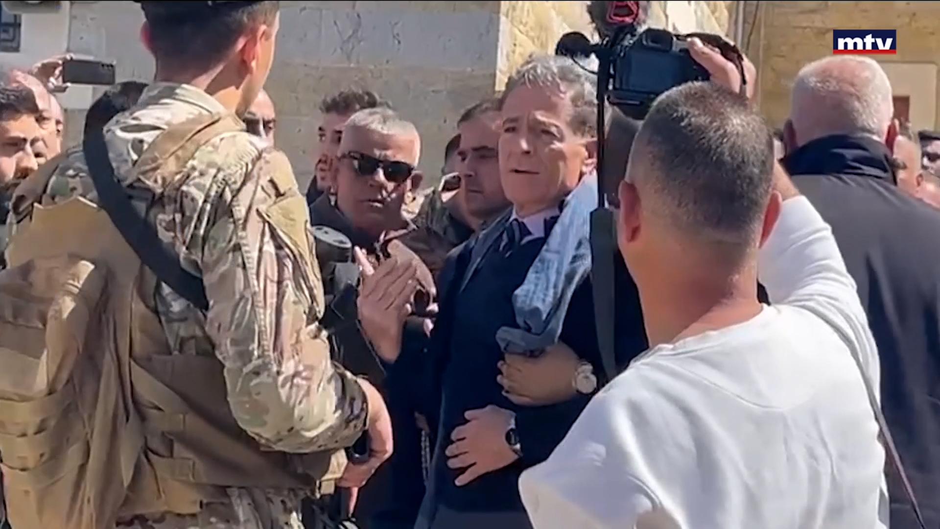 جنازة الأب بيار الراعي