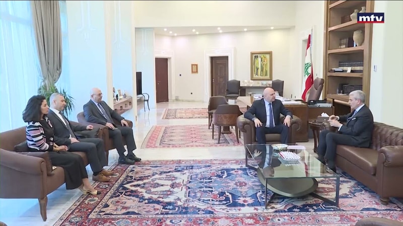 النشرة الكاملة