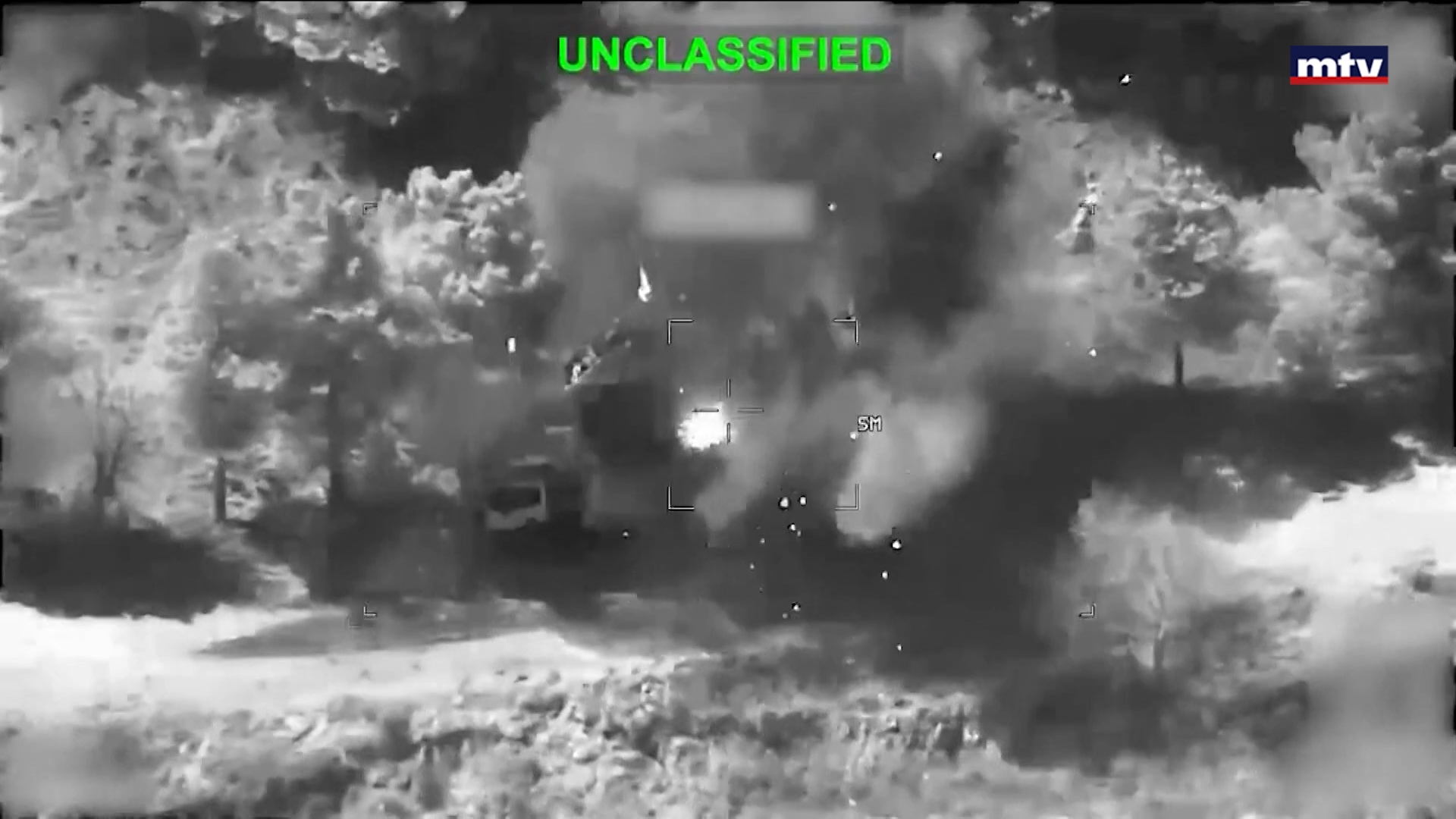 ايران تحت القصف والحداد