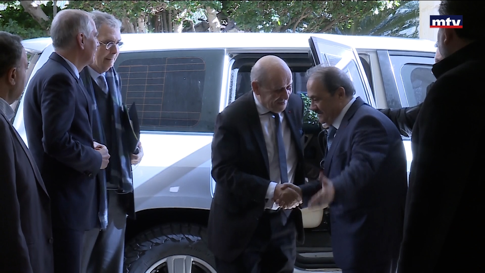 France Info كلام لافت لـ "لودريان" في حديث لـ