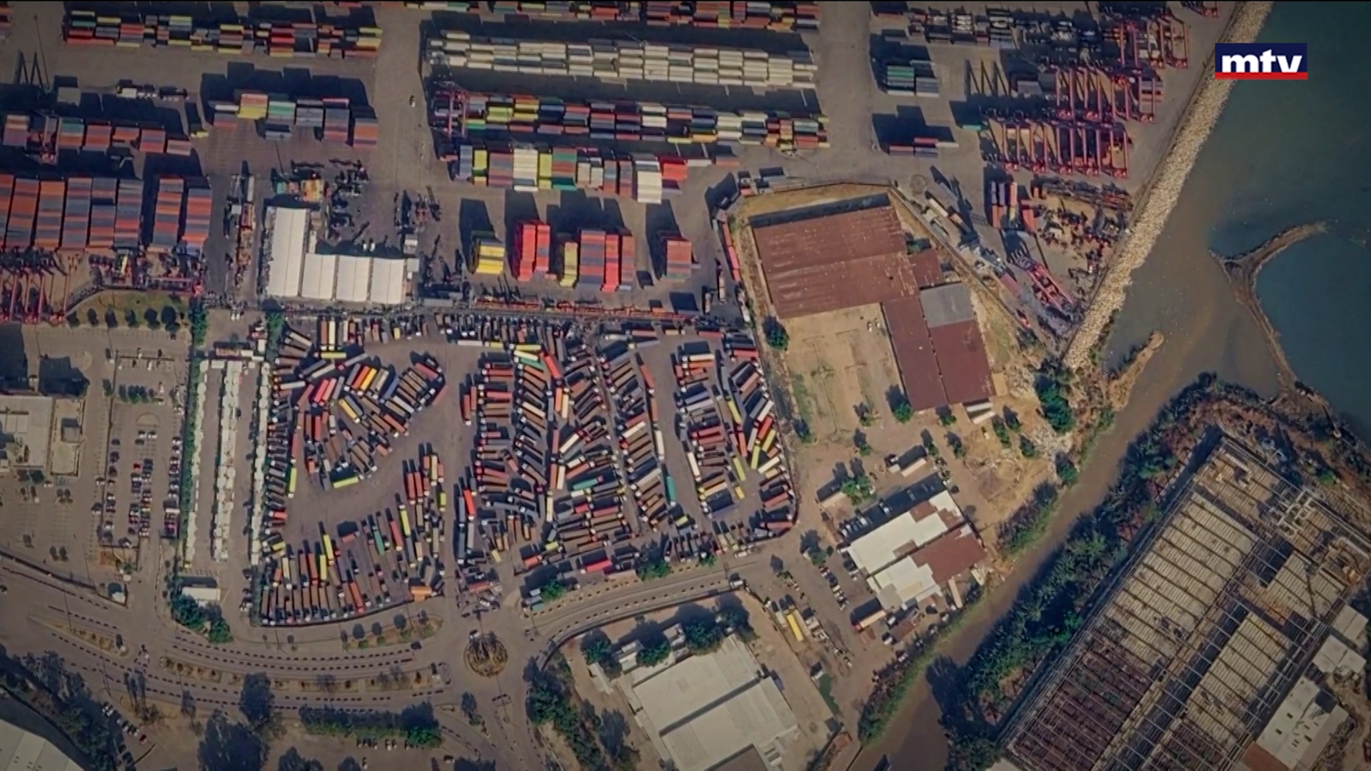 إمساك بيروت من مدخلها اللوجستي الحيوي