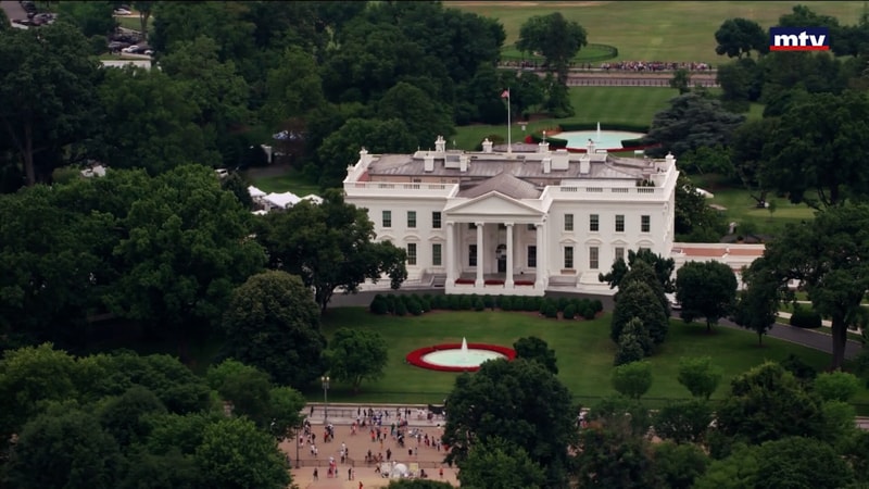 النشرة الكاملة