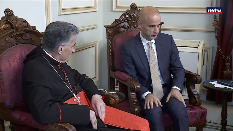 النشرة الكاملة