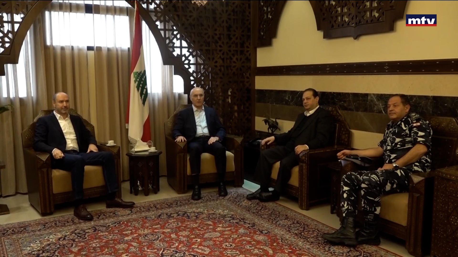 التطورات المحلية