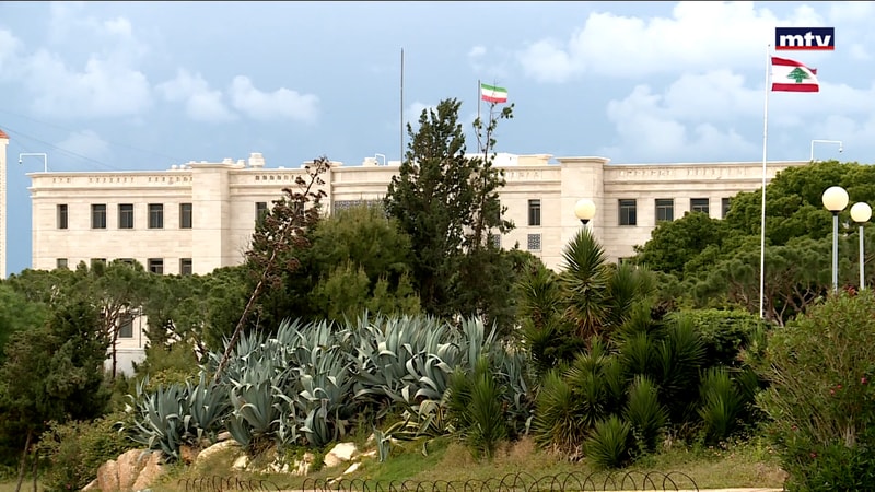 النشرة الكاملة