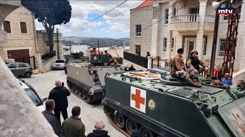 النشرة الكاملة