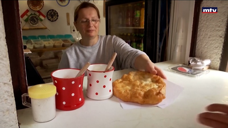 النشرة الكاملة