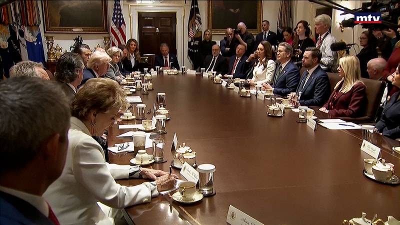 النشرة الكاملة