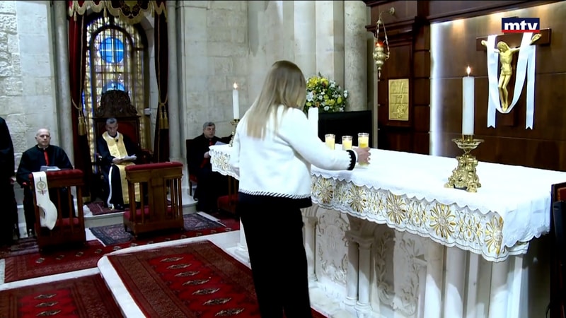 النشرة الكاملة