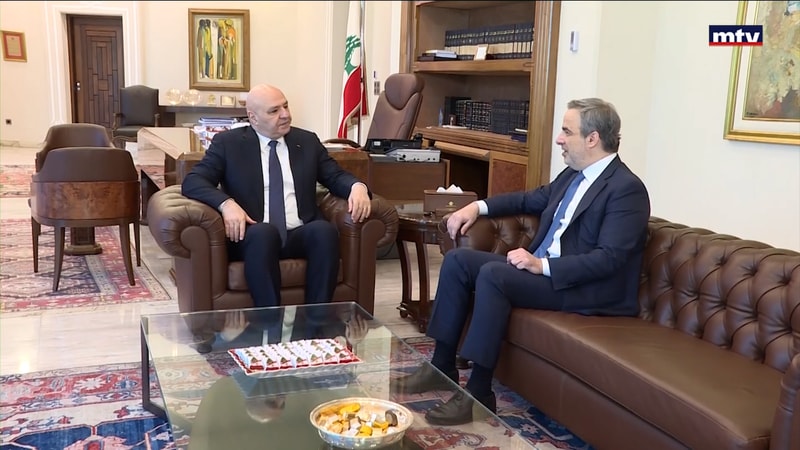 النشرة الكاملة