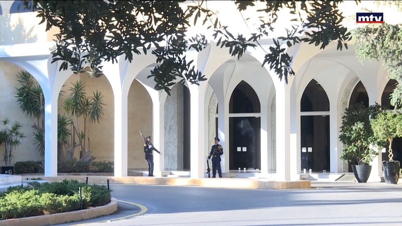 النشرة الكاملة