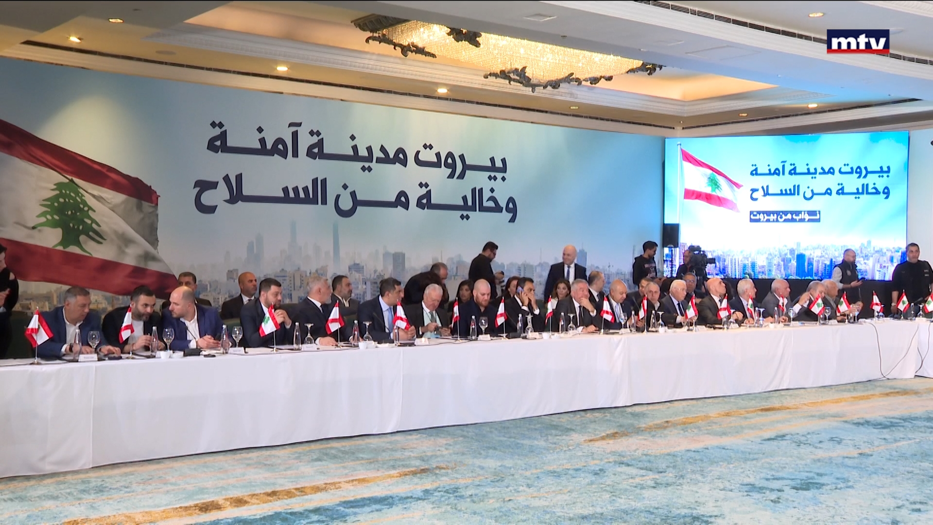 السنة الى جانب الدولة