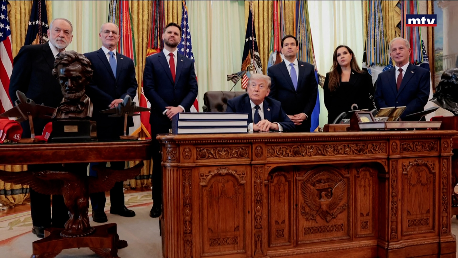 السفيرة اللبنانية في واشنطن