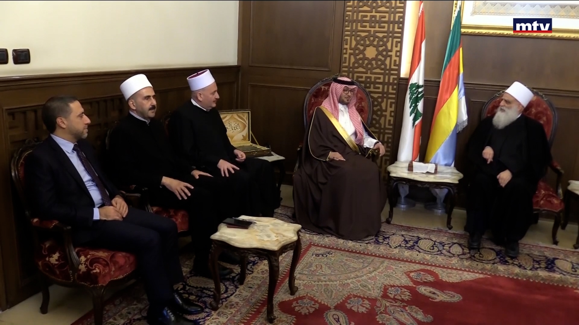 البخاري في دار الطائفة الدرزية