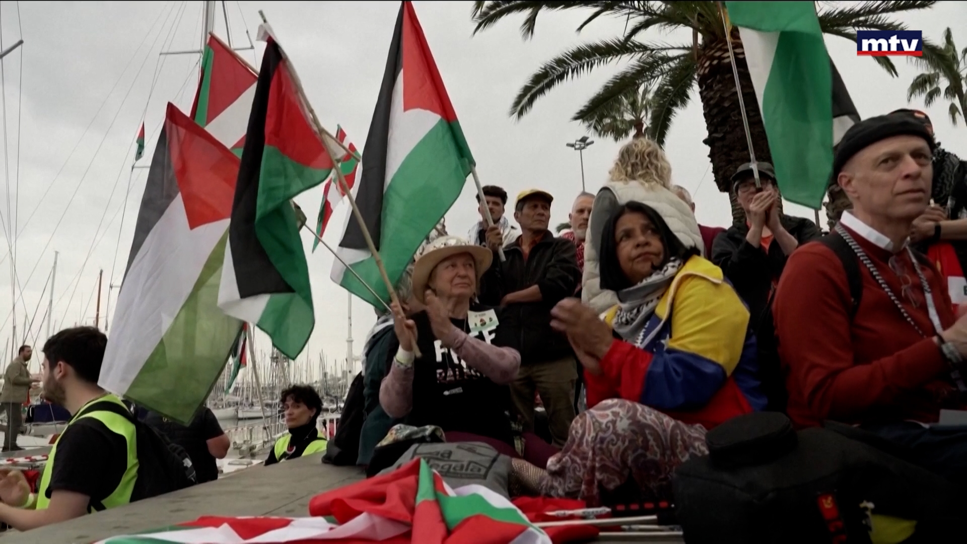 إسرائيل تعترض سفن مساعدات للفلسطينيين