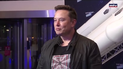 Space X بيع أسهم