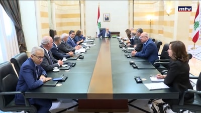 %الحكومة تعلق رسوم الـ 1 و 3