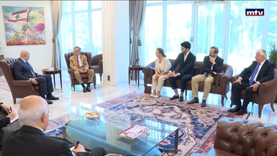 عون أمام زواره