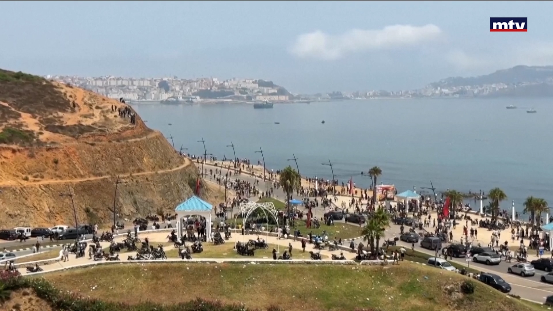 أزمة الهجرة إلى إسبانيا
