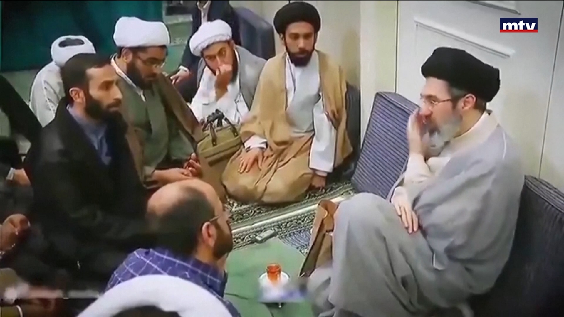 فيديو لمجتبى خامنئي نشرته مهر الايرانية