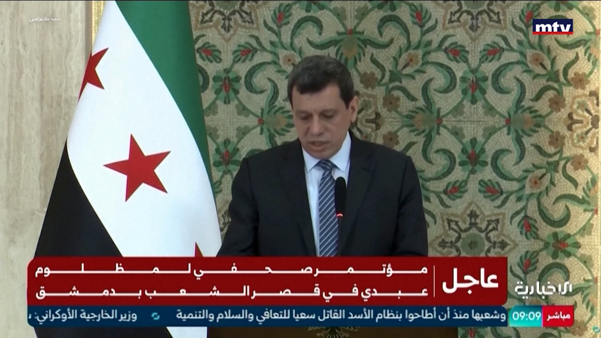 من قائد عسكري الى مستشار رئاسي