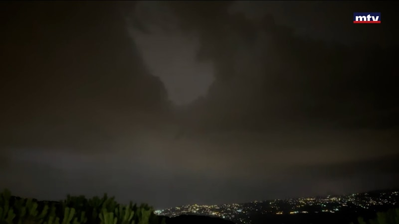 النشرة الكاملة