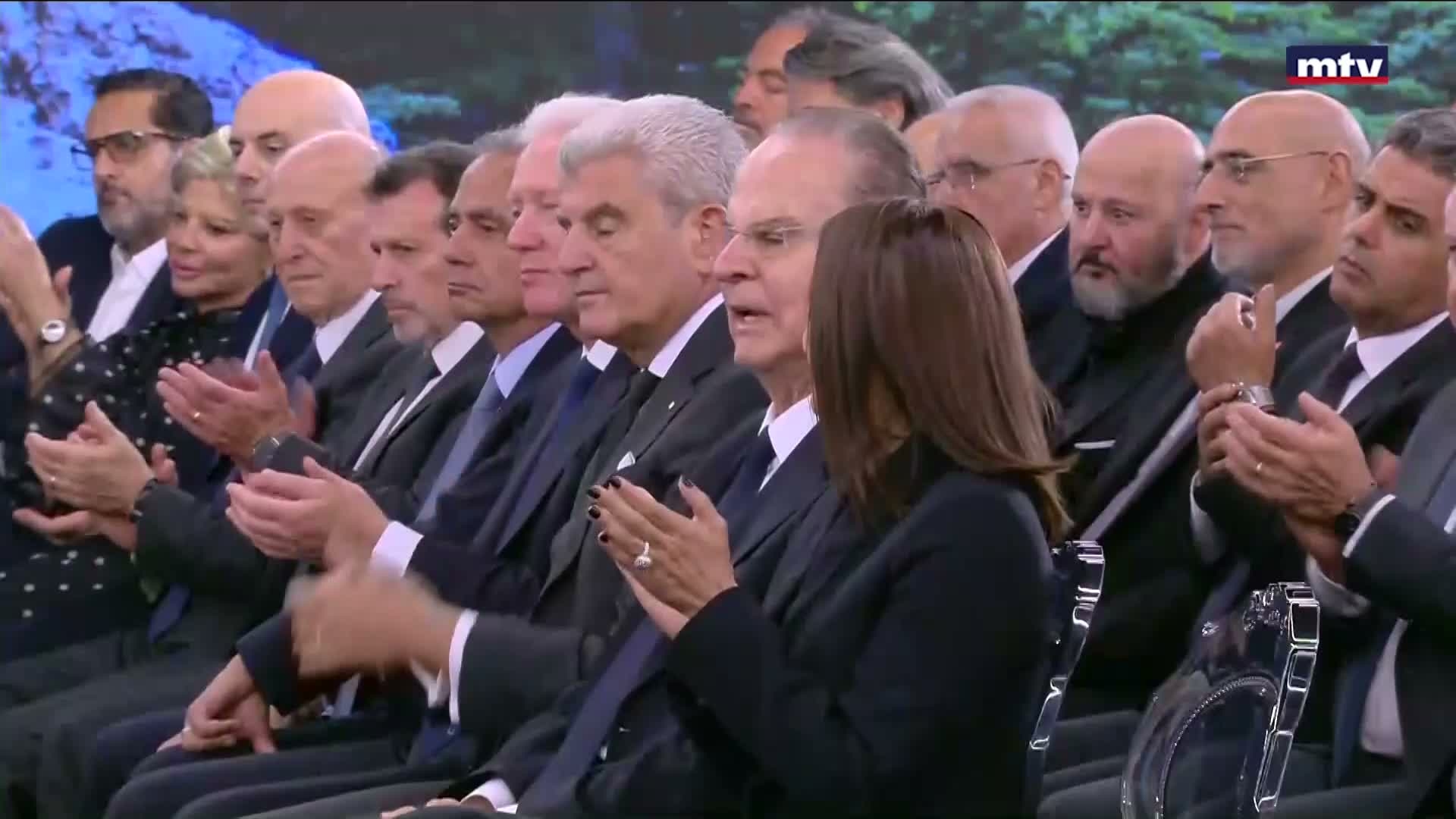 فجر السيادة" شعار الذكرى"