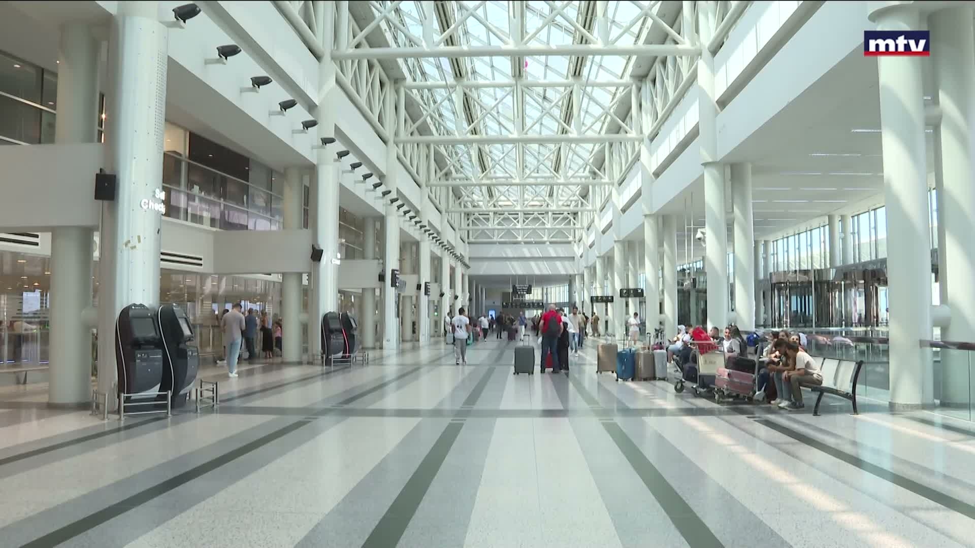 بين لبنان والخارج