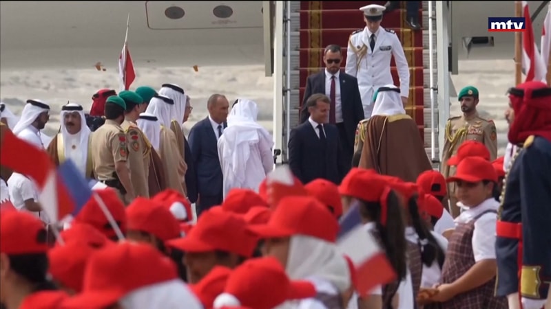 النشرة الكاملة