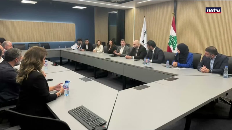 النشرة الكاملة