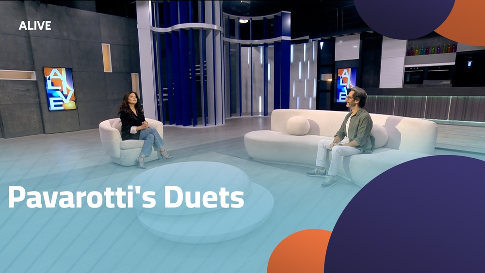 Pavarotti's Duets