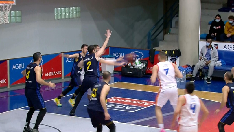 Antranik v/s Riyadi - Round 12