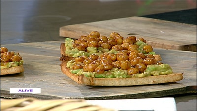 Avocado with chickpeas