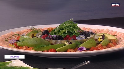 Shrimp salad with potatoes