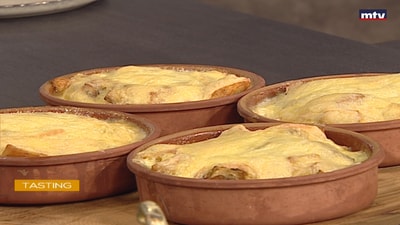 Potatoes with raclette cheese