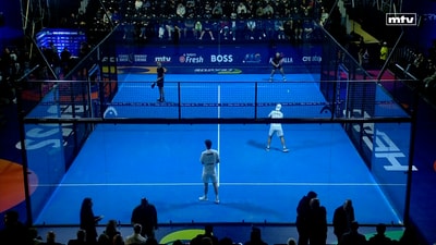 Padel House vs Courts