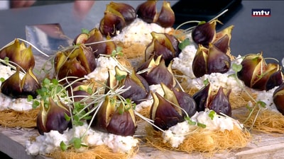 Osmaliyeh with figs