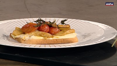 Bread With Chicken