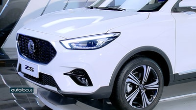 MG ZS White
