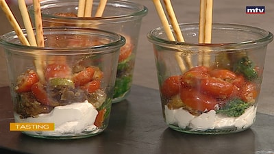 Moghrabieh and spinach