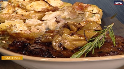 Steak with potatoes