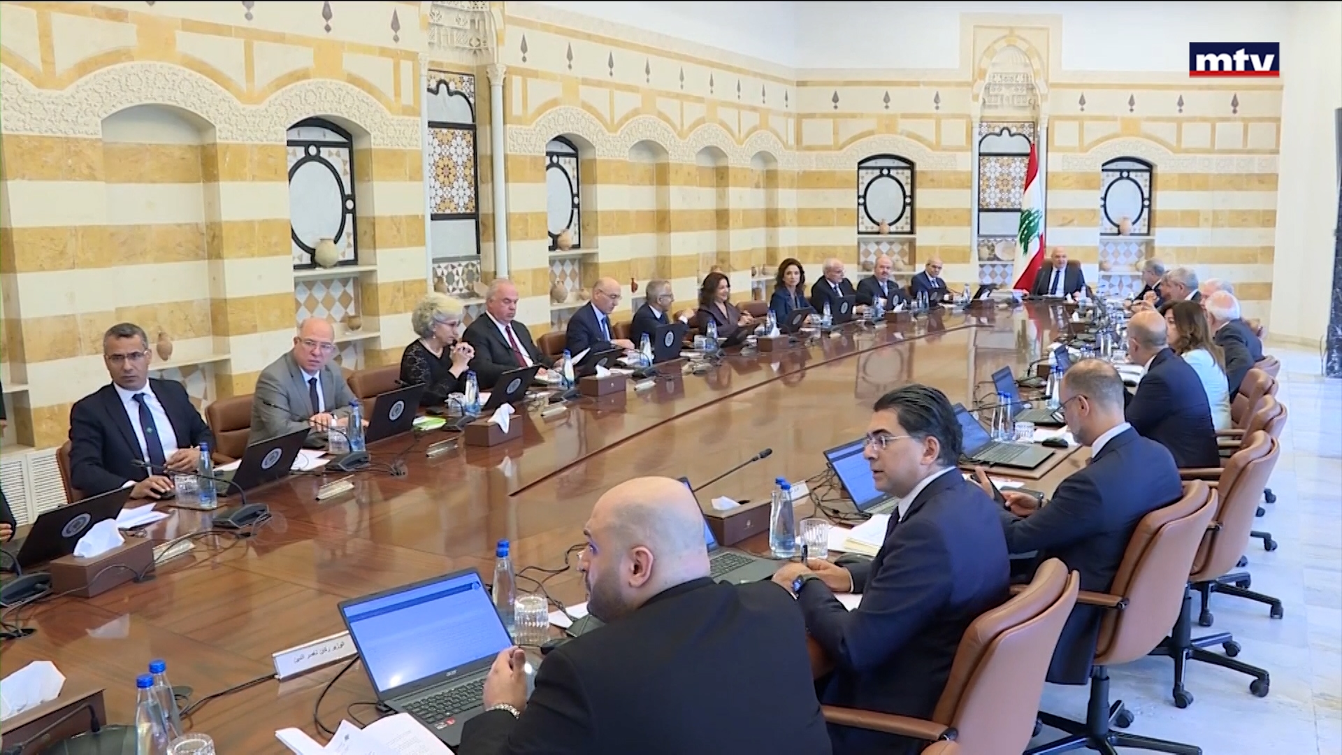 وخلاف على دفع مستحقات متراكمة منذ أشهر
