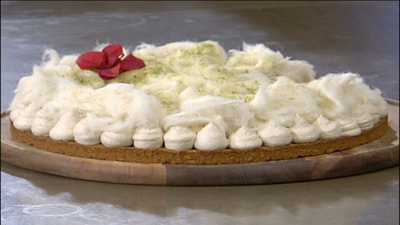 Halawa and Dates Cake