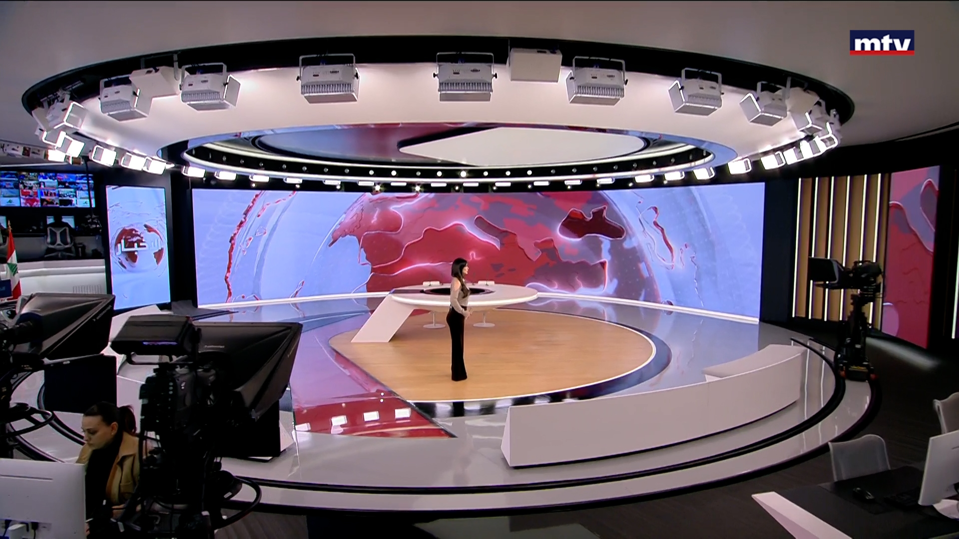 النشرة الكاملة