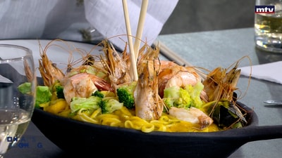 Prawns with mango