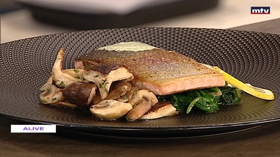Salmon with basil sauce