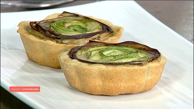 Tarte with greens and pesto